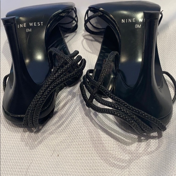 Beautiful Black Sexy heels - Picture 5 of 6